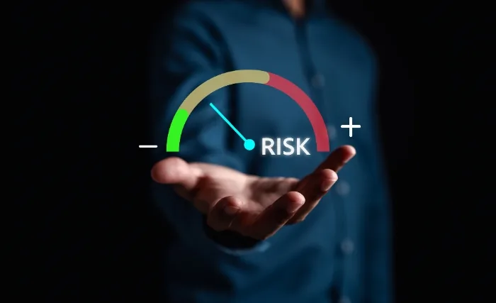 A stylised image of a dial showing risk